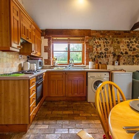Laburnum Holiday Cottage Tunstead  エクステリア 写真