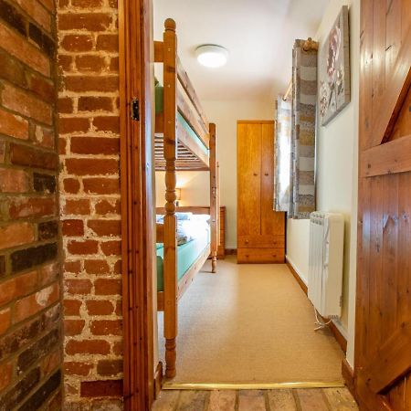Laburnum Holiday Cottage Tunstead  エクステリア 写真