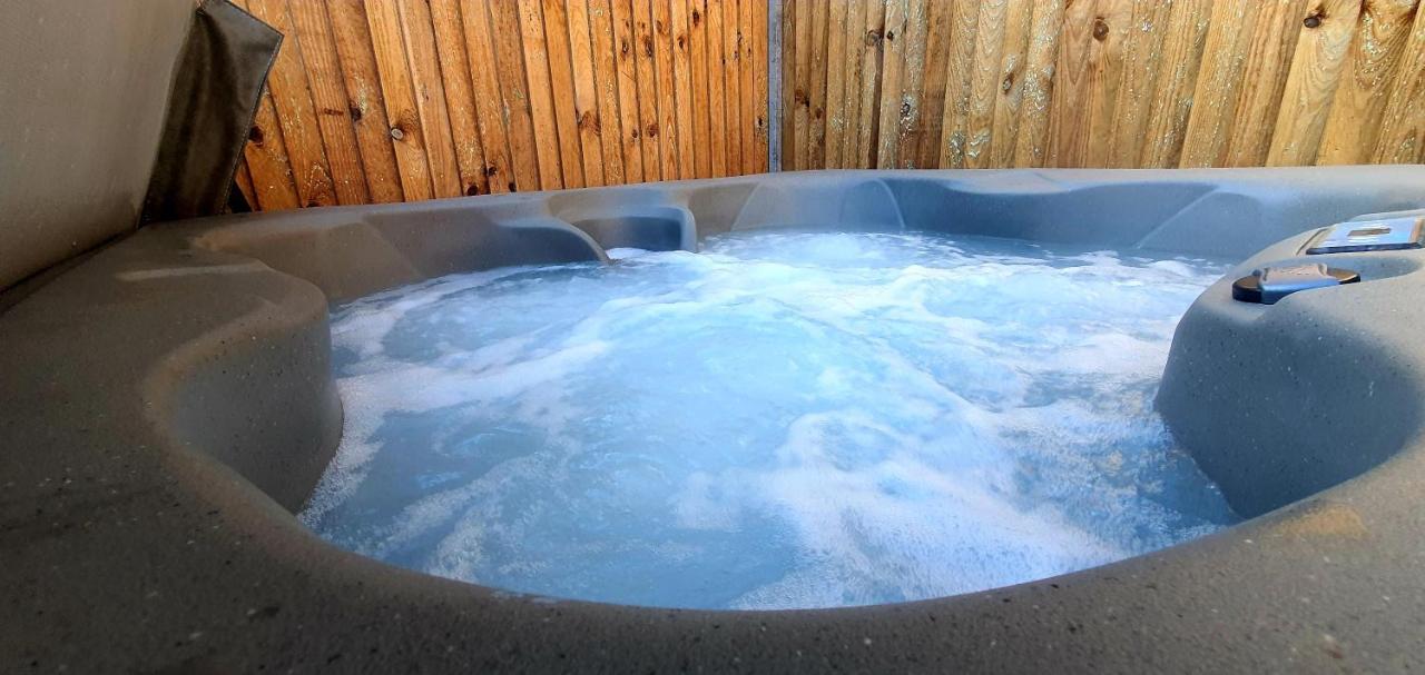 Laburnum Holiday Cottage Tunstead  エクステリア 写真